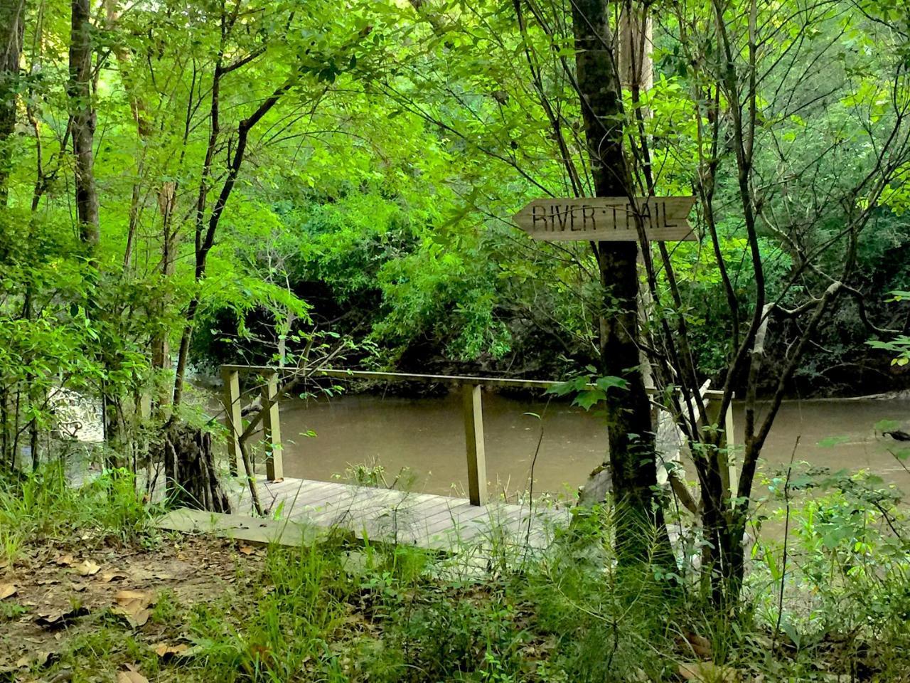 The River Chalet Folsom Bagian luar foto